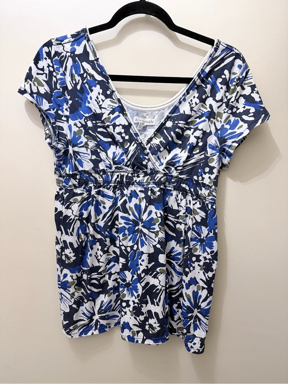 Y2K Aeropostale Babydoll Floral Tee Criss Cross V Neck Blue Gray XL Bratz Preppy